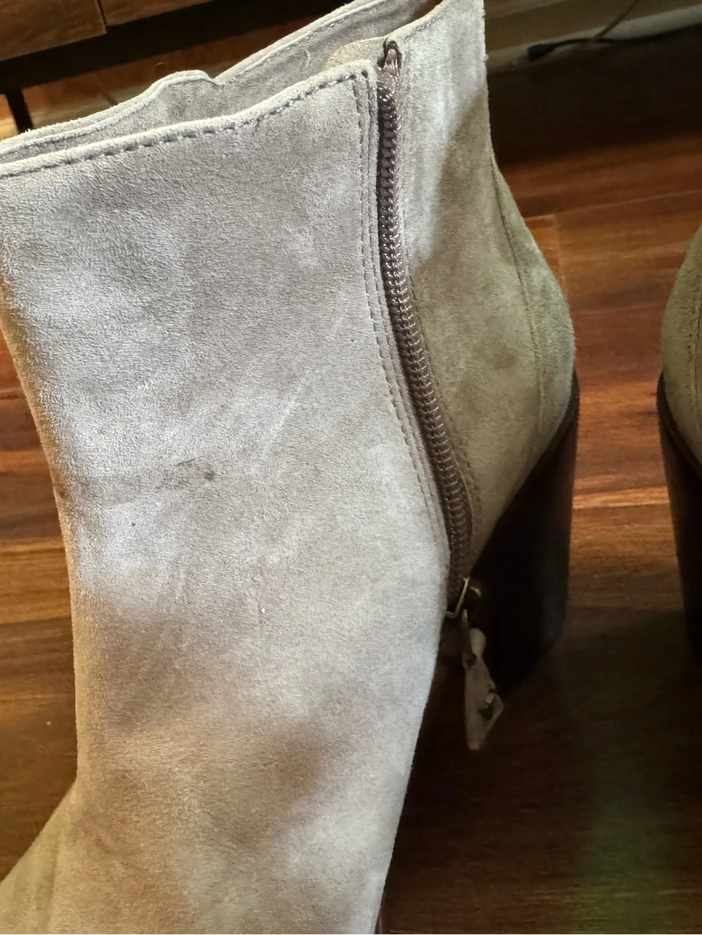TRASK Beige Suede Leather Side-Zip Closure Ankle Boots Size 9M Made in Brazil